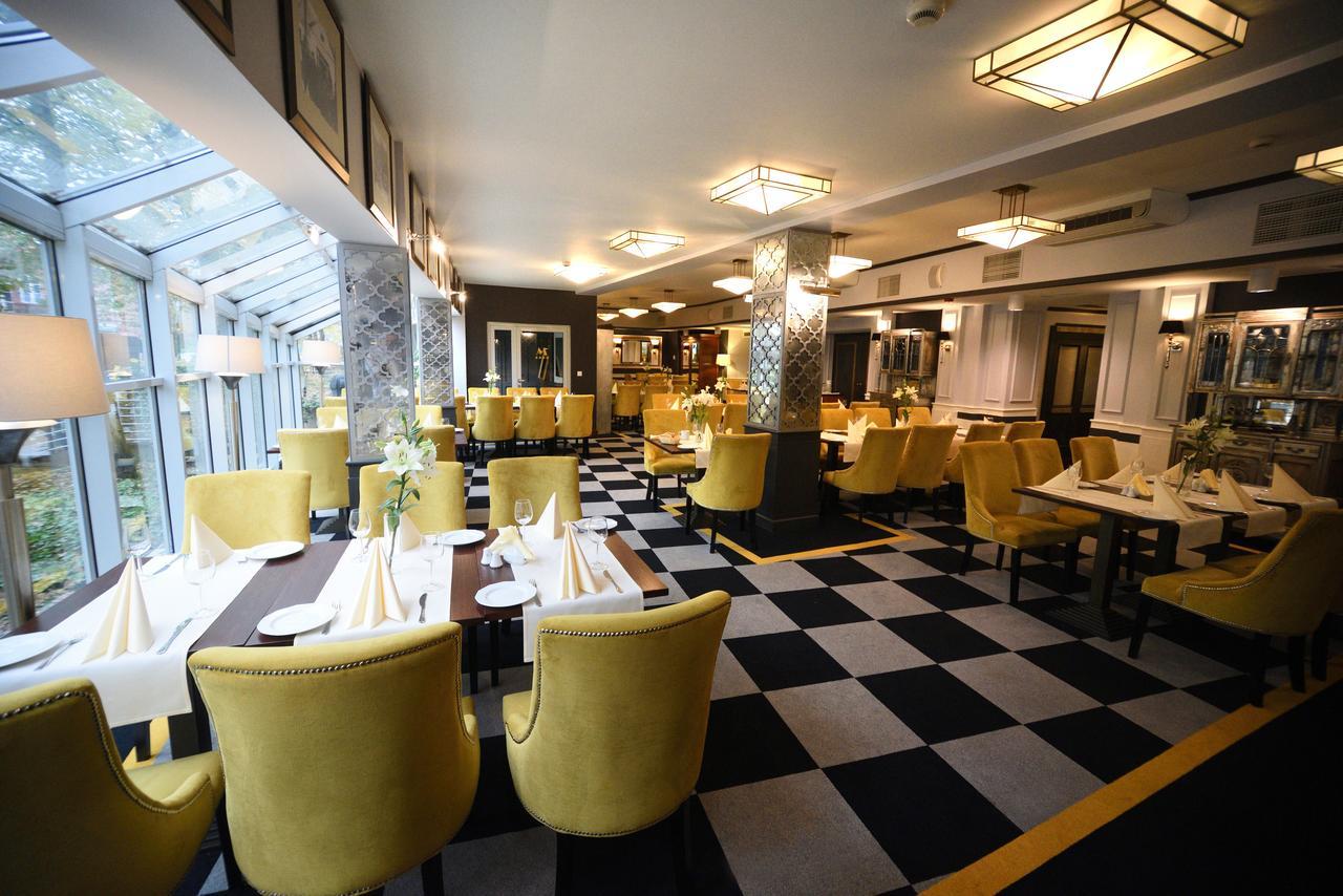 Hotel Moscicki Спала Екстер'єр фото