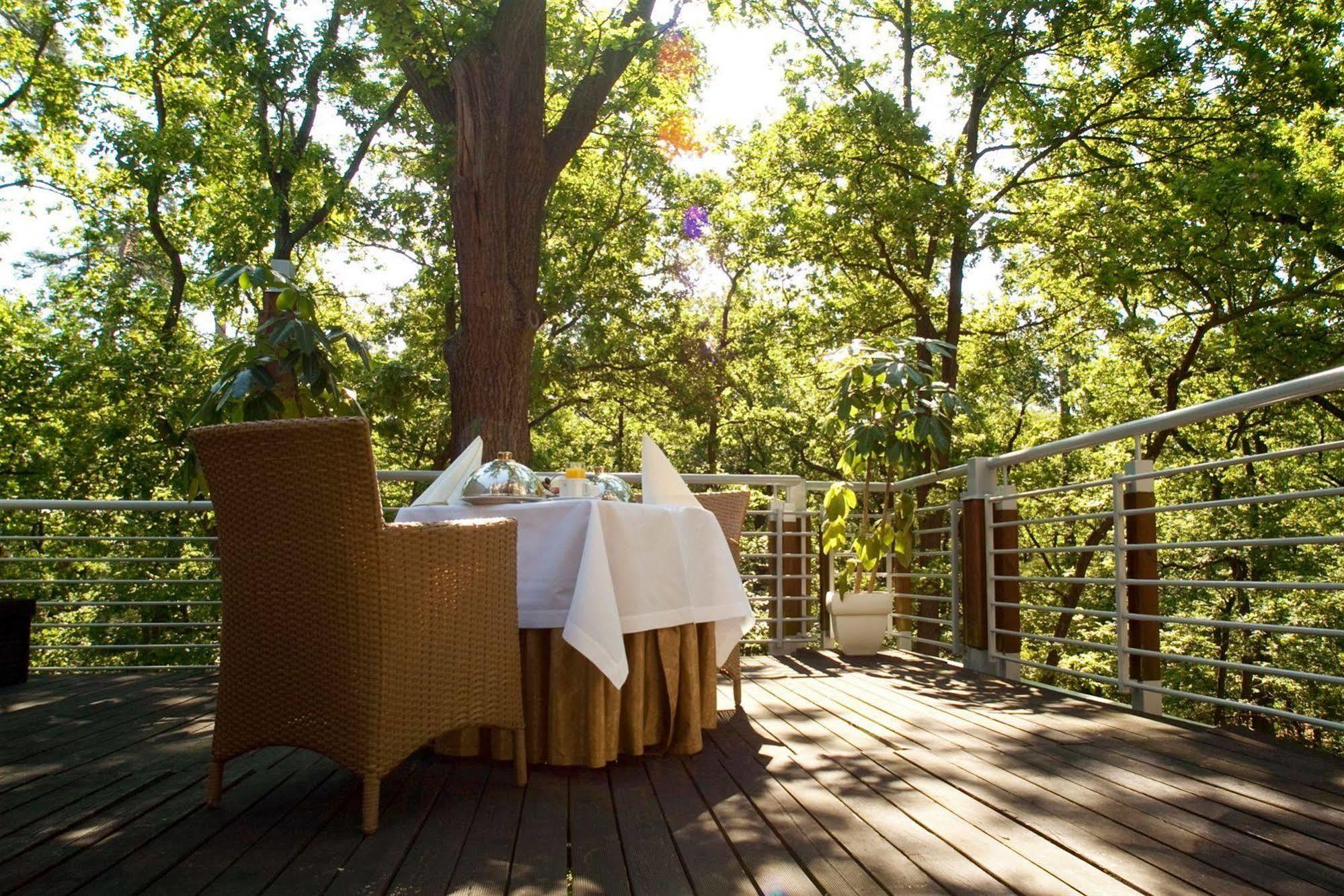 Hotel Moscicki Спала Екстер'єр фото